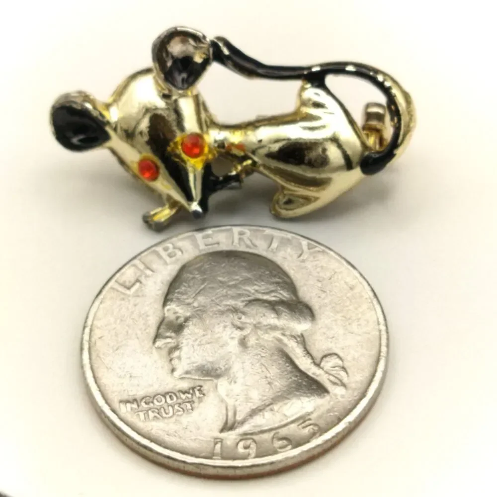 Vintage Gold Tone Two Mice Animal Lapel Pin Brooch Red Rhinestone Eyes 1.5